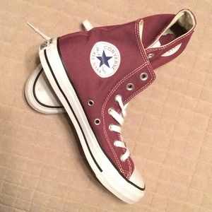 NWOT High Top Converse